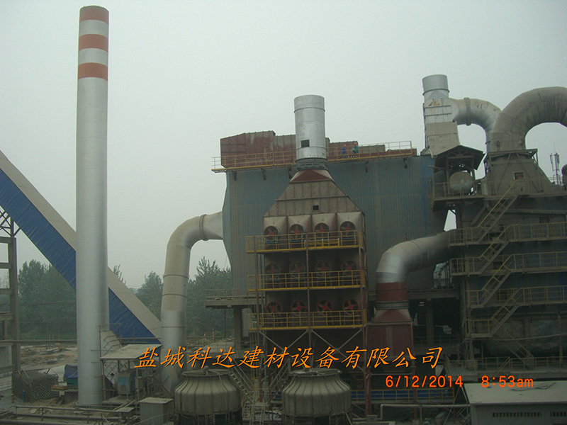 咸陽(yáng)聲威2500T水泥線(xiàn)窯頭電改袋